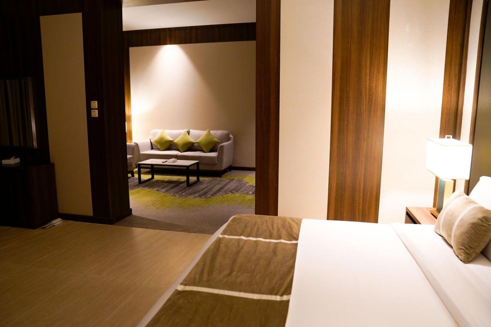 Azar Hotel Ahad Rafidah Extérieur photo